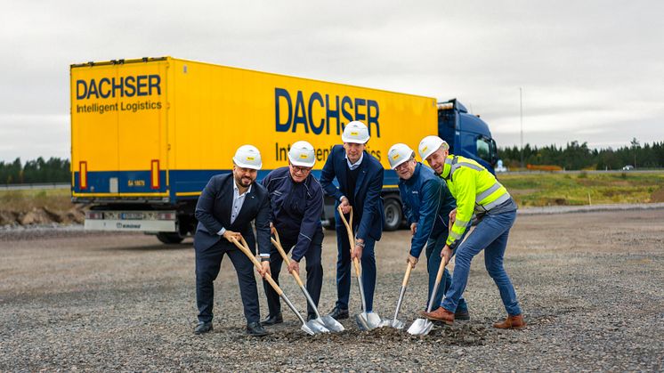 Fv: Martin Ishak, Sales Mngr. Jönköping; René Sidor, Managing Director Nordic; Carl-Johan Westas, Country Mngr. Sweden European Logistics og Branch Mngr. Jönköping; Mats Larsson, Operations Mngr. Jönköping; Fredrik Rånge, Contract Logistics Mngr.