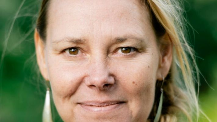 Charlotta-Szczepanowski-photo-by-Margareta-Bloom-Sandebaeck-cropped