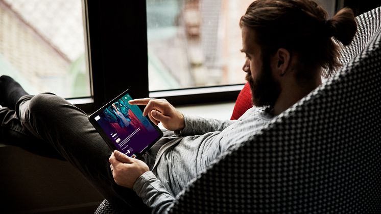 – Vi jobber kontinuerlig med å styrke TV-tilbudet og er veldig glade for å kunne tilby strømmetjenesten TV 2 Play med masse spennende innhold til våre kunder, sier Pål Rune Kaalen, leder for privatmarkedet i Telia Norge. Foto: TV 2
