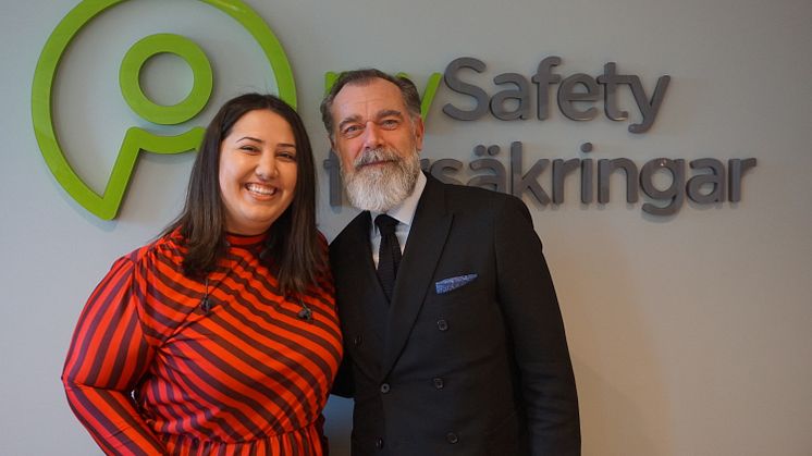 Andra Farhad, också känd som Börshajen, och PA Prabert från mySafety Försäkringar.