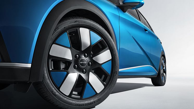 Blue Exterior 01