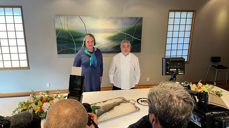 Skreilansering på ambassaden i Tokyo