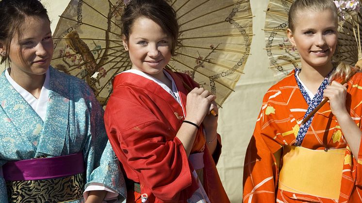 JapanArty - (Neo)japonism - haiku battle – kimonoklubb på Östasiatiska museet
