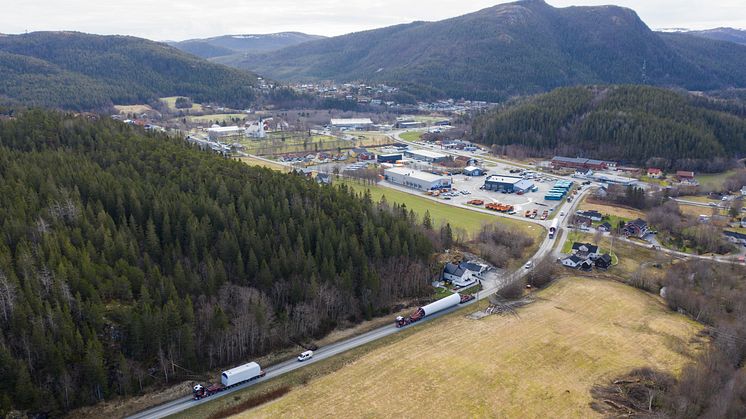 Transport fra Monstad til Kvenndalsfjellet, 27.4.2020