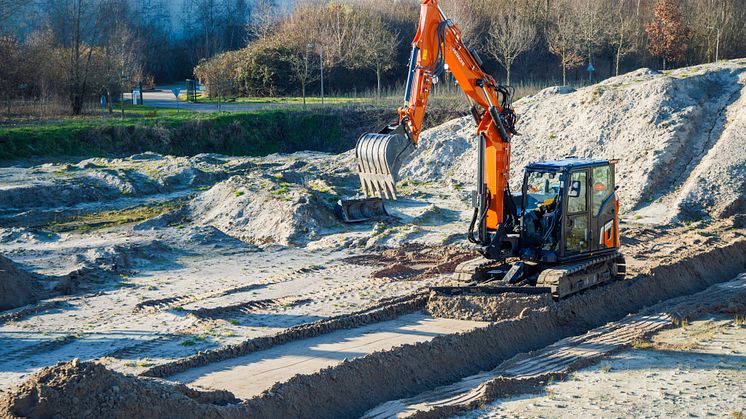 zx95us-7_medium-excavator_hitachi-construction-machinery_img014_high