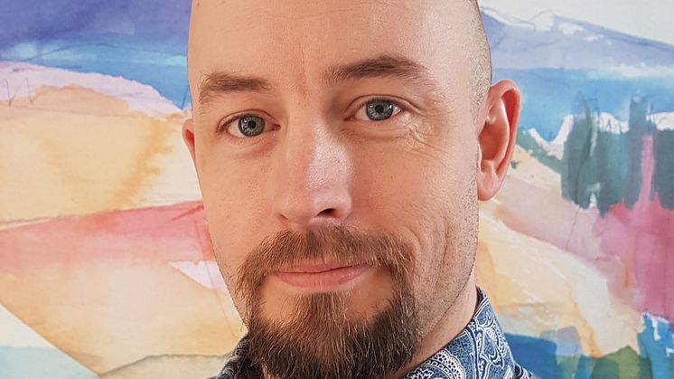 Mikael Carlson på Elsäkerhetsverket reder ut begreppen, förklarar vad man ska tänka på och vilka riskerna är. 