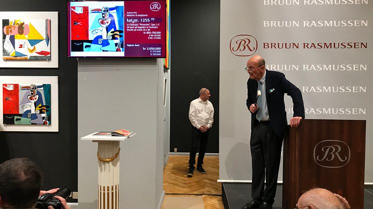 Jesper Bruun Rasmussen sells Le Corbusier's enamel painting for DKK 2.05 million