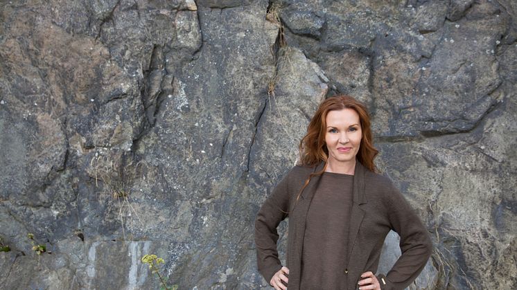 Att aldrig kunna känna mig trygg hemma gjorde mig utmattad, säger Pia Johansson