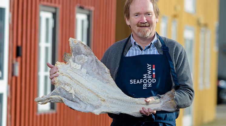 - Desember er den store klippfiskmåneden i Portugal. Da spiser portugiserne 20.000 tonn klippfisk, sier Johnny Thomassen, Sjømatrådets utsending. Foto: Norges sjømatråd