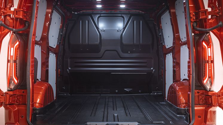 2023 TRANSIT CUSTOM LIMITED (23)