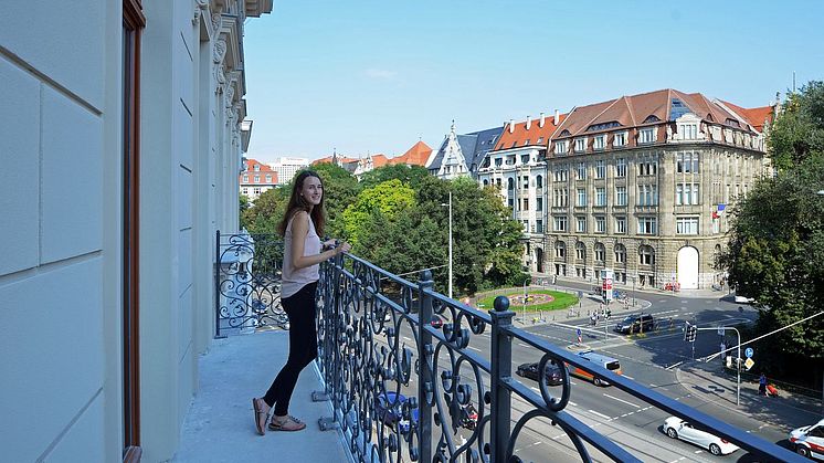 Blick in die Innenstadt vom Balkon einer Suite