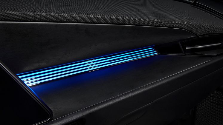 digital-1920x1080-kia-niro-1