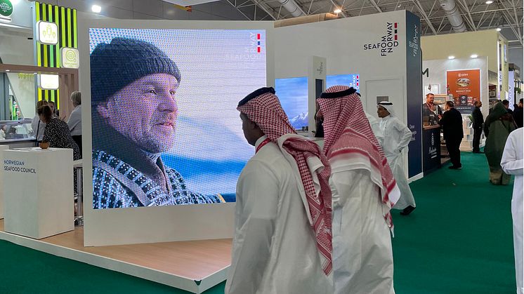 Sjømatrådet og norske eksportører hadde med norsk sjømat til en matmesse i ørkenbyen Riyadh i forrige uke.