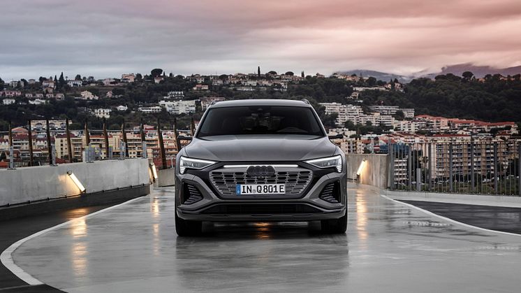 Ny Audi Q8 e-tron med øget effektivitet og rækkevidde
