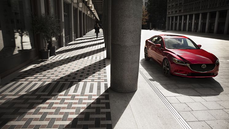 2018_Mazda6_Sedan_exteriör