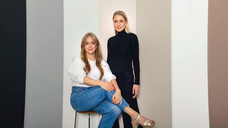 Med Emilia De Poret och Ebba Kleberg Von Sydow från Säker stil  har Alcro gjort en kulörkollektion inspirerad av våra garderobshjältar.