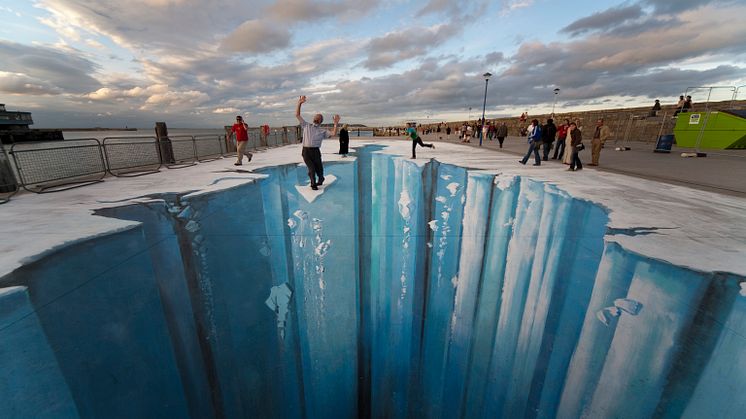 Samsungs gigantiska kärlekshyllning i 3D i Kungsträdgården