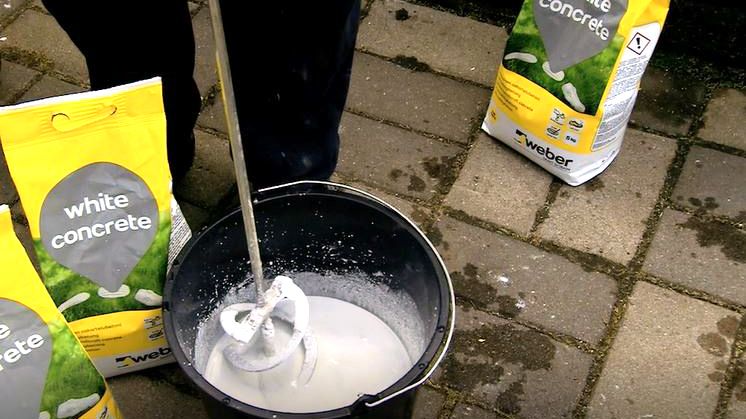 Weber white concrete blandas endast med vatten 