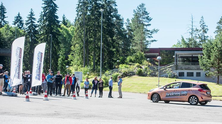 Fra pressekonferansen hvor Ford Motor Norge og forsikringsselskapet If lanserer et unikt opplæromgsprogram for unge sjåfører Ford Driving Skills for Life