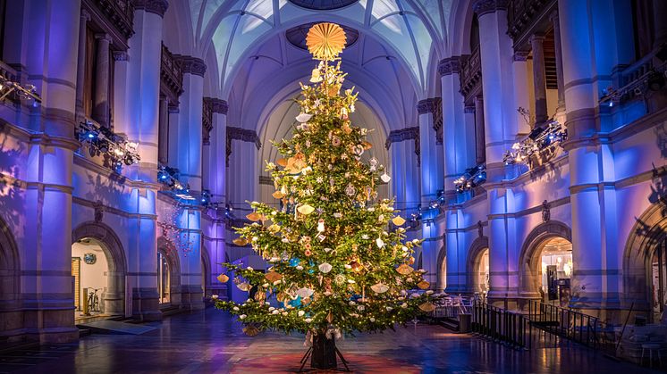 Julen på museet invigs den 1 december med grantändning för familjepubliken. Foto: Peter Segemark, Nordiska museet.