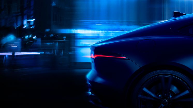 007_Jag_F-TYPE_24MY_Coupe_Exterior_Side_Rear_001_111022