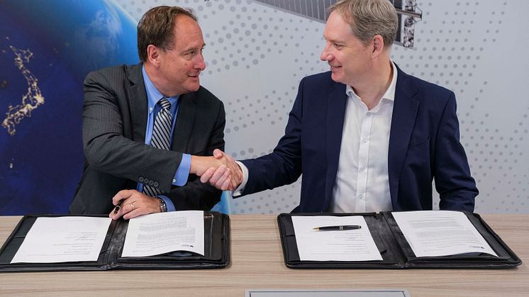 Robert Lightfoot, Executive Vice President Lockheed Martin Space, with Professor John Woodward, Faculty Pro Vice-Chancellor for Engineering and Environment, Northumbria University.