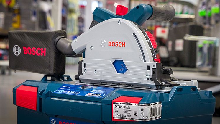 Bosch ykksag og koffert. _800