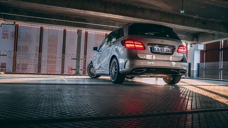 Mercedes-Benz B 200