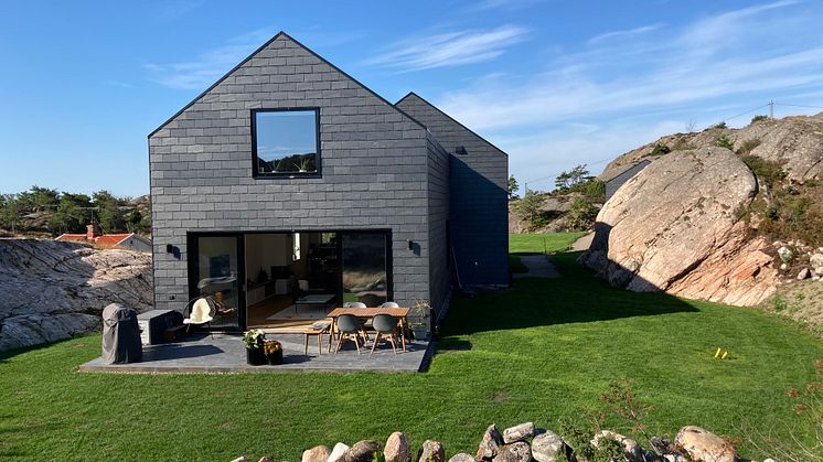 Takskifferfasad på villa, leverantör Nordskiffer