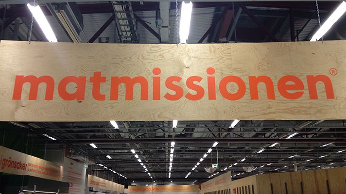 Findus arbetar för minskat matsvinn – donerar mat till Stadsmissionens Matcentral 