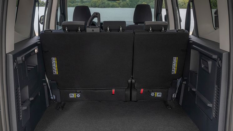 2024_FORD_E-Tourneo_Courier_29.jpg