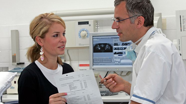 Immer mehr Menschen nutzen die private Vorsorge, um das Leistungsniveau ihrer Krankenkasse aufzustocken. Foto: SIGNAL IDUNA