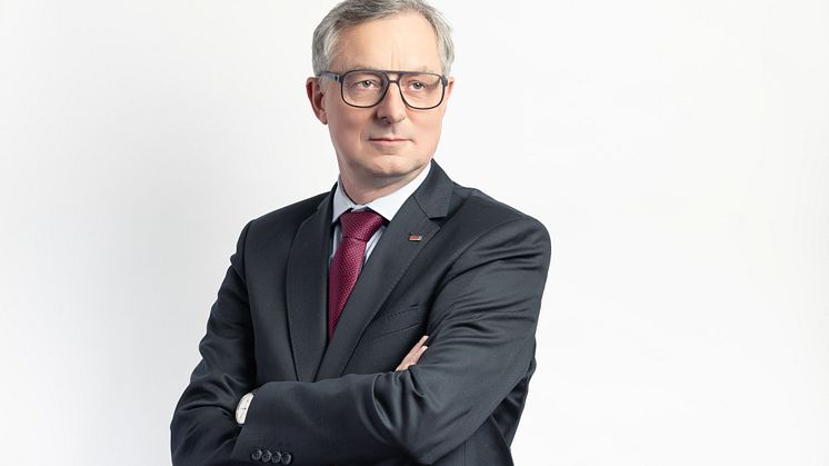 2_Portraitfoto Heike Heim_Vorstandvorsitzende.jpg