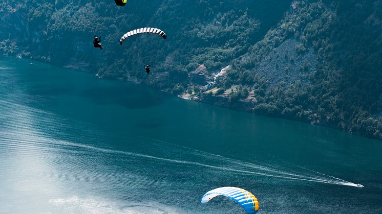 Speedflygarar over Aurlandsfjorden
