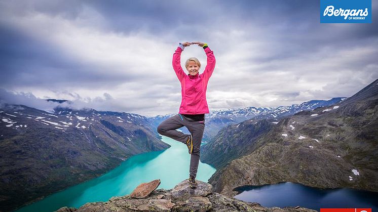 Gjendesheim Turisthytte DNT vil i sommer tilby utleie av Bergans-klær og utstyr. Foto: Kristoffer Mæle Thuestad / Nasjonalparkriket 