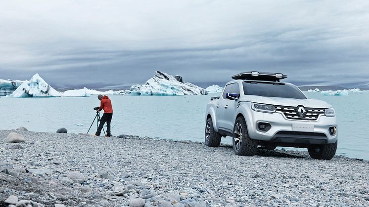 RENAULT VISER FREM NY PICK-UP. RENAULT ALASKAN