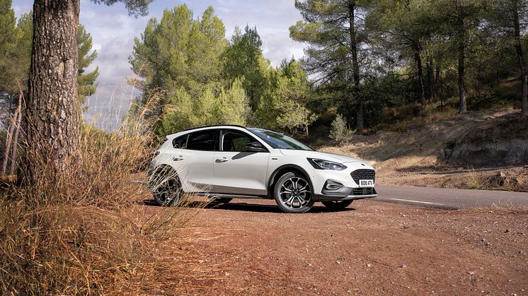 Ford Focus Active stasjonsvogn 5-dørs