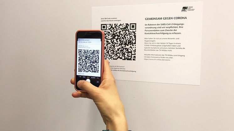 Über das Scannen des QR-Codes am jeweiligen Raum auf dem Campus öffnet sich per Link die Web-App „THWi Kontaktnachverfolgung“. (Bild: TH Wildau)