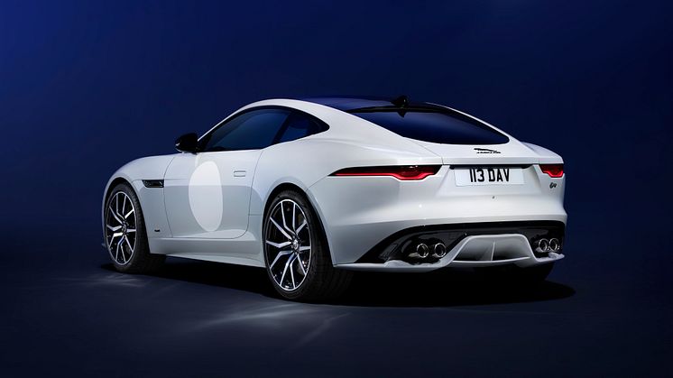 008_Jag_F-TYPE_24MY_ZPEdition_Exterior_Rear_3Qr_CrystalGrey_PR_111023