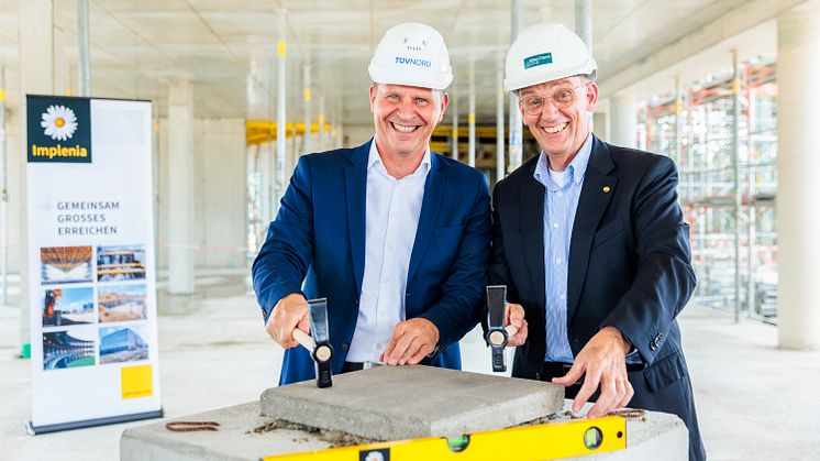 Pressebild_AtlasCopco_Grundsteinlegung_2.jpg