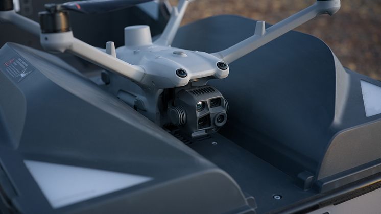 Dock 3-cabin-close up1.jpg