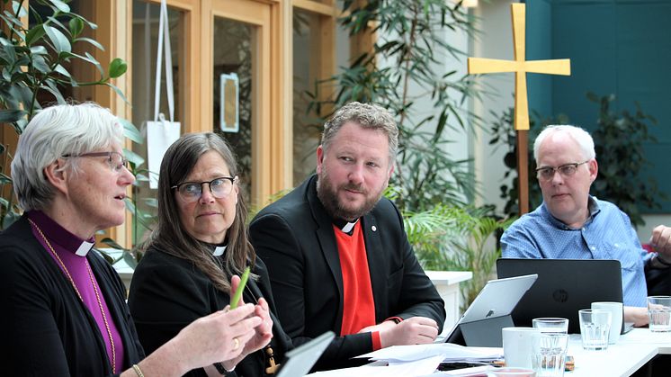 Styrelseledamöterna Antje Jackelén, Karin Wiborn, Lasse Svensson och Kjell Larsson vid dagens sammanträde i Ekumeniska centret, Alvik.