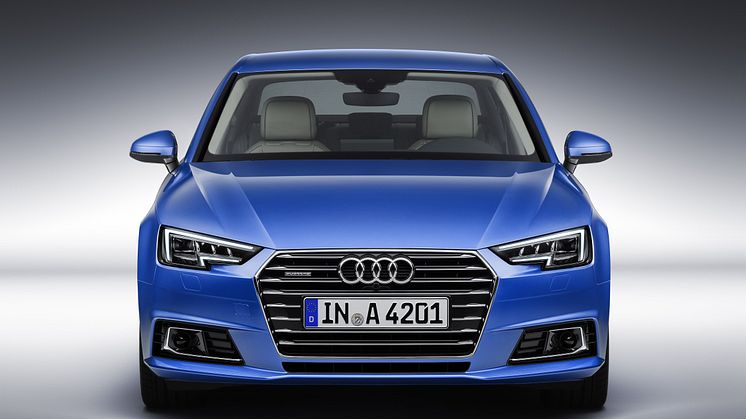 A4 Limousine front in crystal effect paint finish Ara Blue