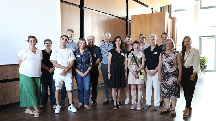 Organisierende der Internationalen Woche, Teilnehmende, welche bei der Eröffnungsfeier gesprochen haben, und ihre Gastgebenden Kolleg*innen aus den Fächern der Universität Vechta.