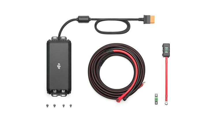DJI Power 1kW Super Fast Car Charger_In the Box.jpg