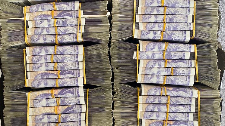 cash 2.jpg