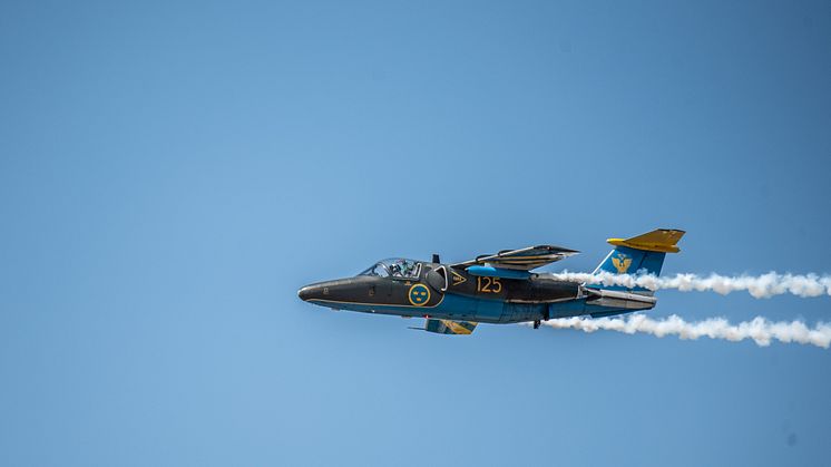 Flygvapnet tar farväl av Skolflygplan 60