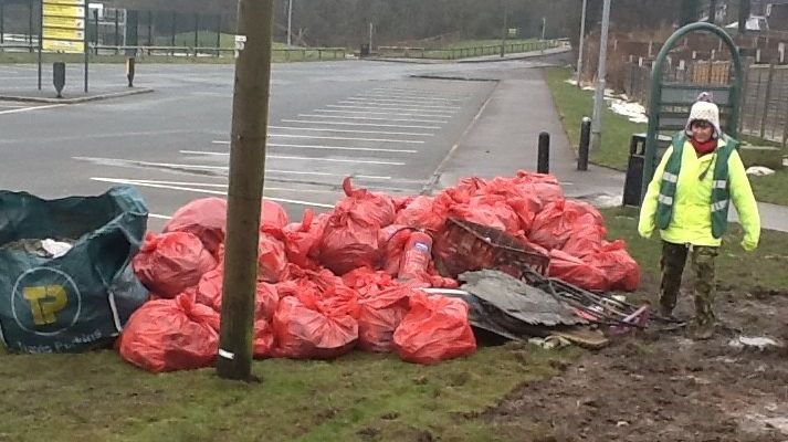Hollins volunteers take lead in Great British Spring Clean Up