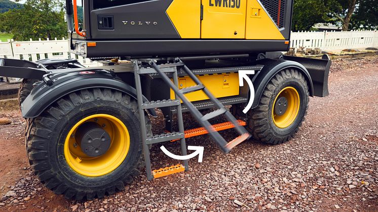 Volvo EWR150 - eldriven stege