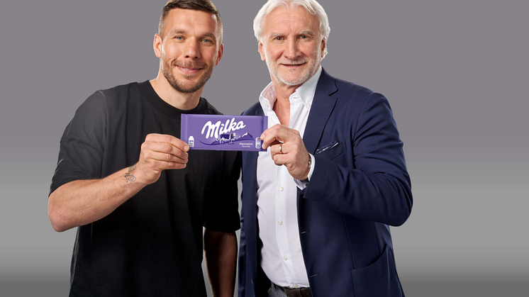 Weltmeisterliche Unterstützung: Lukas Podolski und Rudi Völler sind die neuen Milka Botschafter 